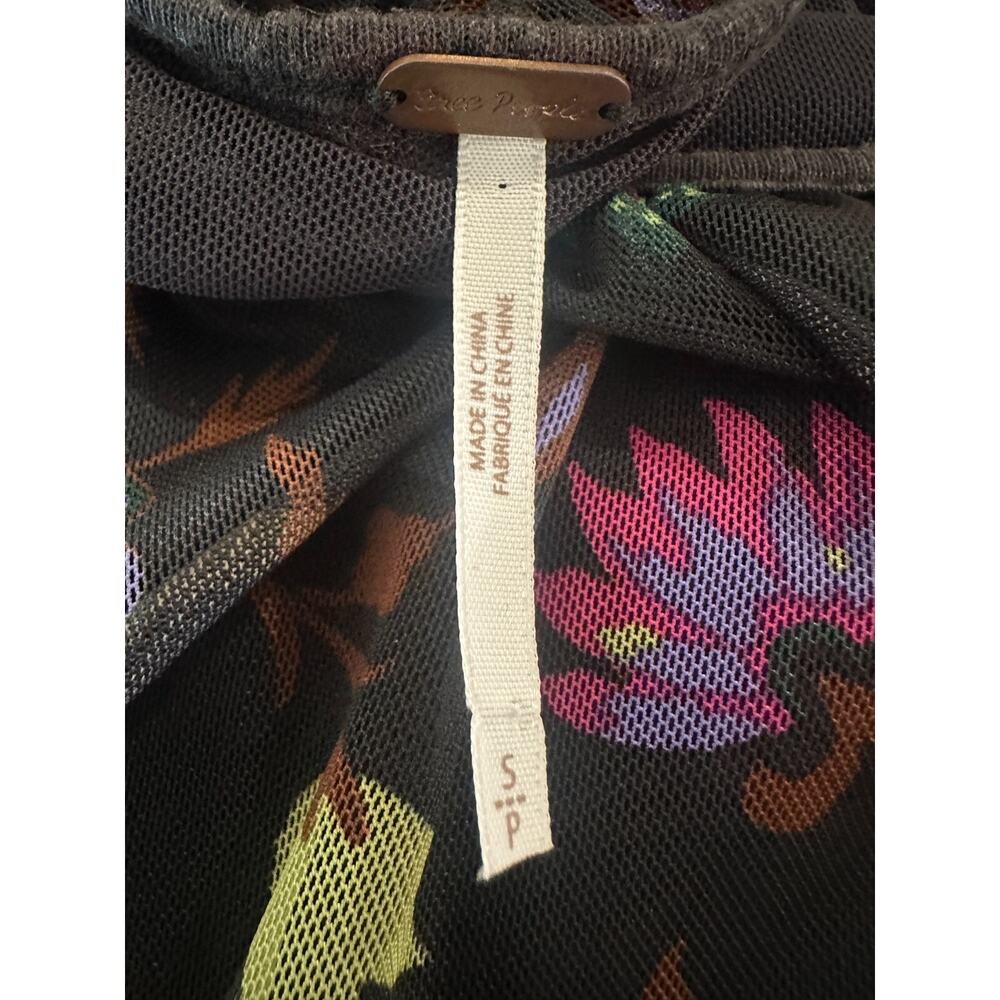 Free People Wildflower Honey Printed Blouse Black Multi Mesh Crop Top Small - Picture 10 of 15